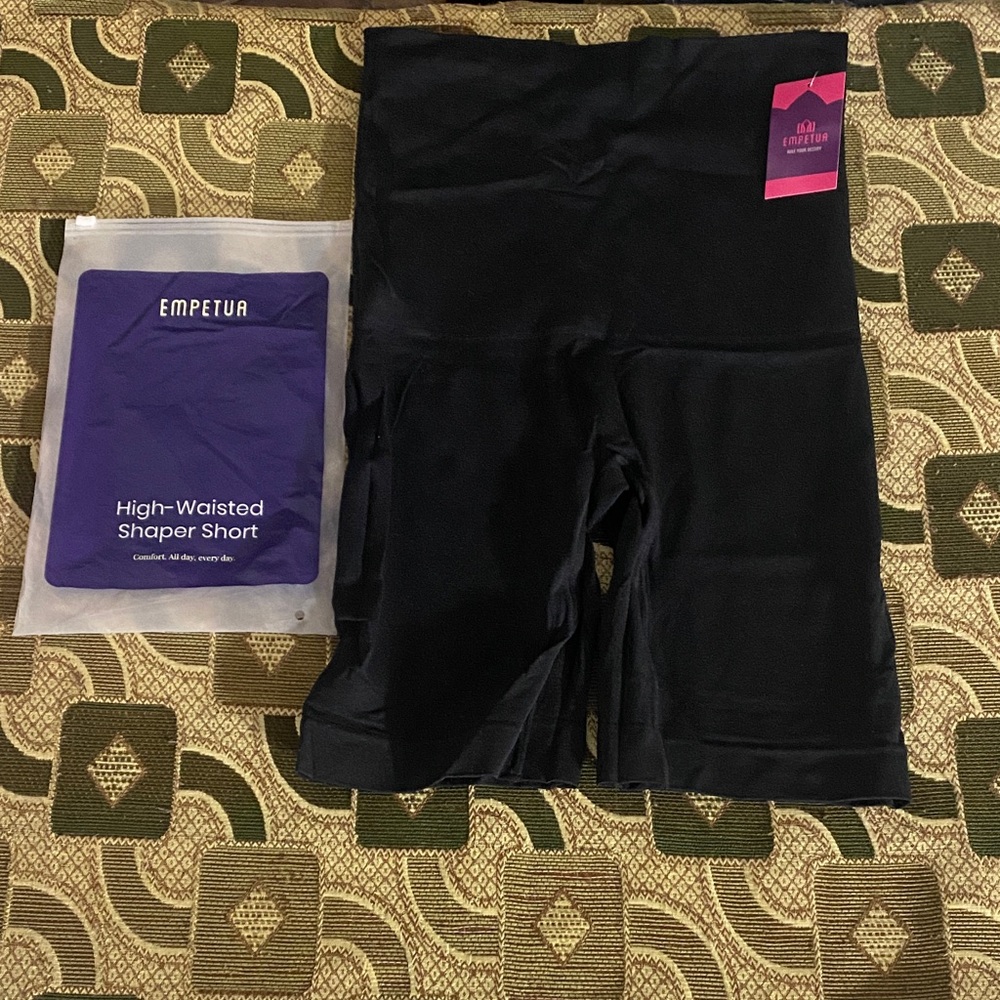 Empetua High-Waisted Shaper Short – Black – Size XL/XXL – New With Tag